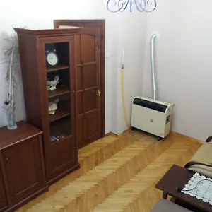  Апартаменты Pylnykarska 6 Украина